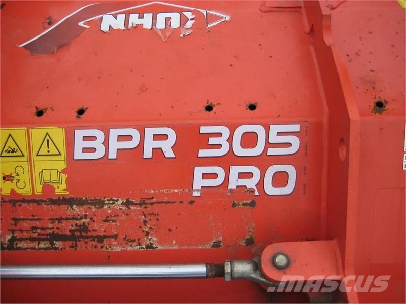 Kuhn BP 8300 Med BPR 305 PRO til frontmontering Kosilice