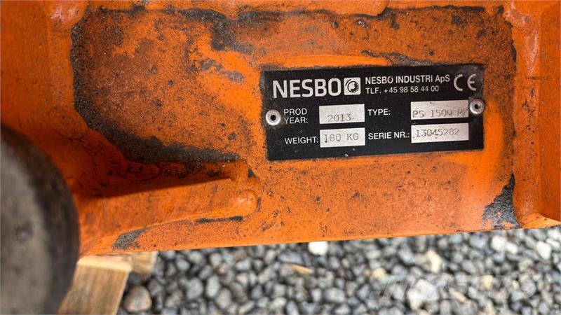 Nesbo PS1500MK V-plov Sneeuwschuivers en -ploegen