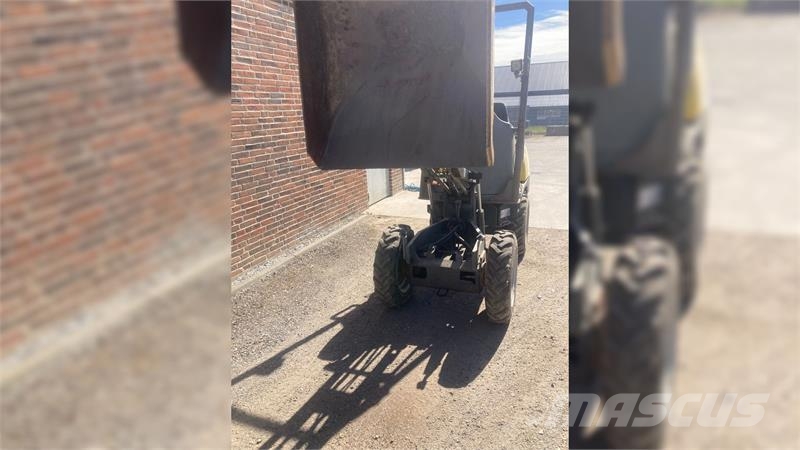 Neuson 1001 Lifton Site dumpers