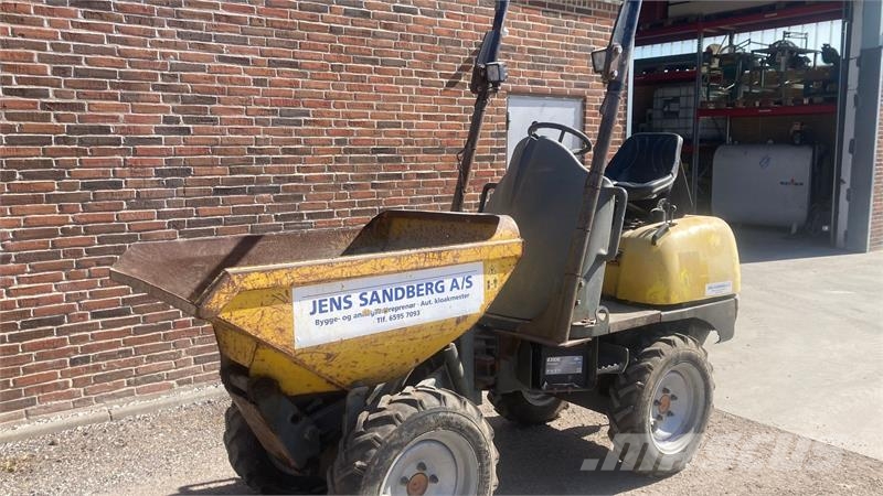 Neuson 1001 Lifton Site dumpers