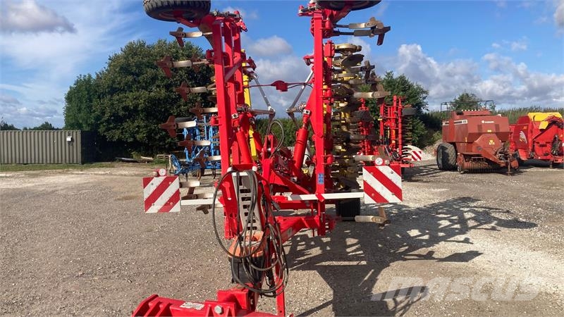Pöttinger Synkro 6030 Nova T كاسحات