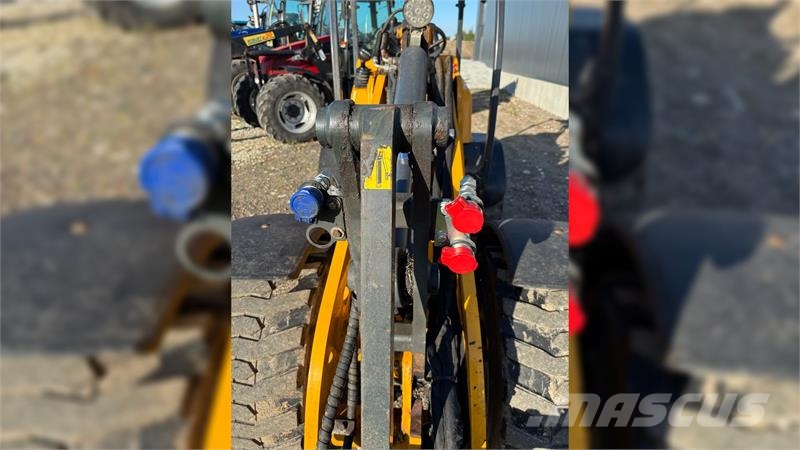 Schäffer 2430 NORDIC HD Knækstyret Mini loaders