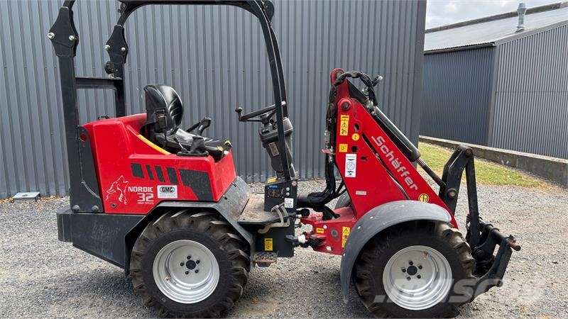 Schäffer minilæsser Nordic 32 Hydrostatisk fremdrift لوادر صغيرة