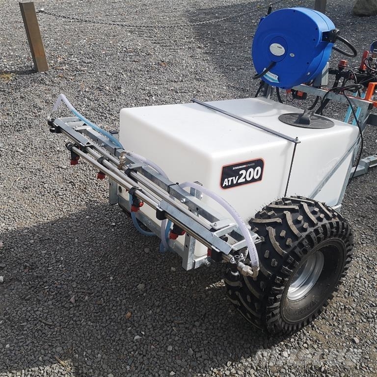  Schaumann ATV 200 LTR. Inklusiv bom med 7 dyser og معدات رش أسمدة