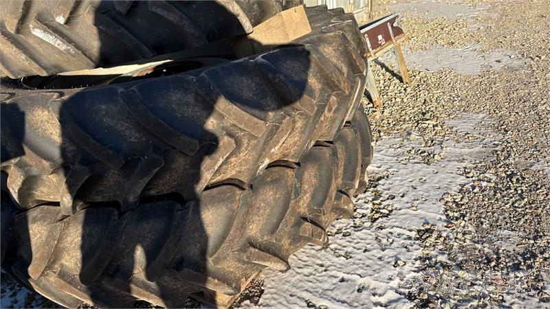 sprøjtehjul 380/90R46 - 320/90x32 Med boltet navpl 타이어, 휠 및 림