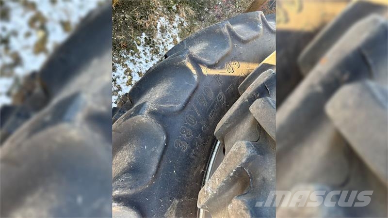 sprøjtehjul 380/90R46 - 320/90x32 Med boltet navpl 타이어, 휠 및 림