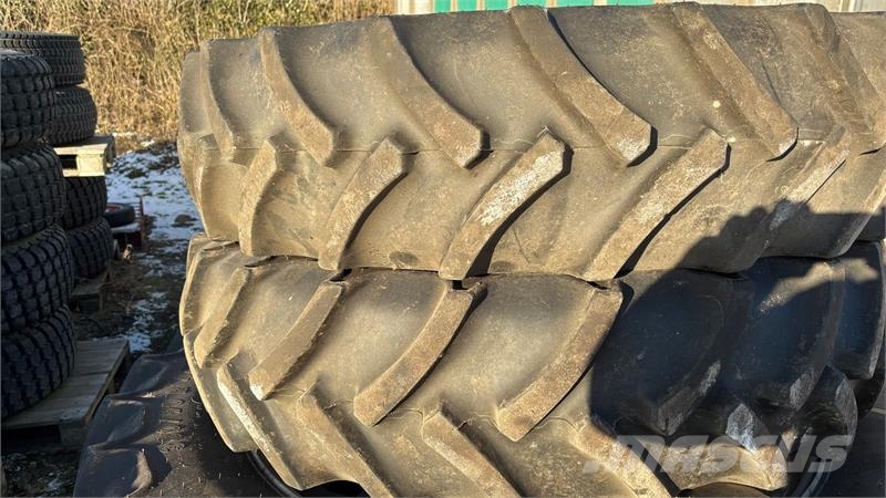 sprøjtehjul 380/90R46 - 320/90x32 Med boltet navpl 타이어, 휠 및 림
