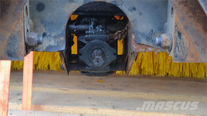 Stensballe FF1500LS Cadde süpürücüler