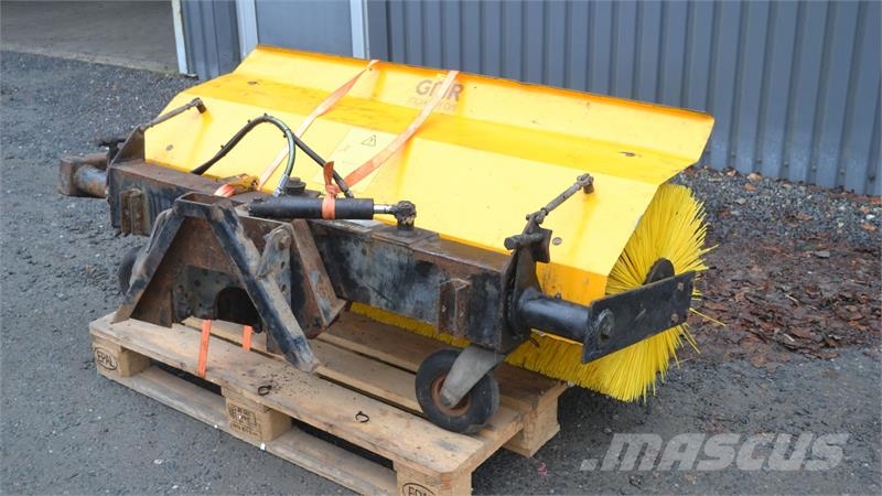 Stensballe FF1500LS Cadde süpürücüler