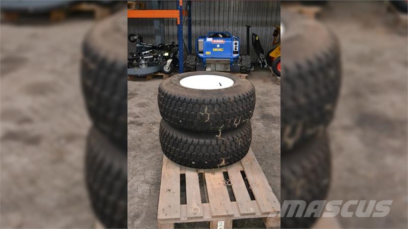Super Turf 33x12.50-16.5 R Taajamatraktorien varusteet