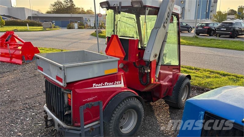 Timan Tool-Trac 245 ناقلات الأدوات