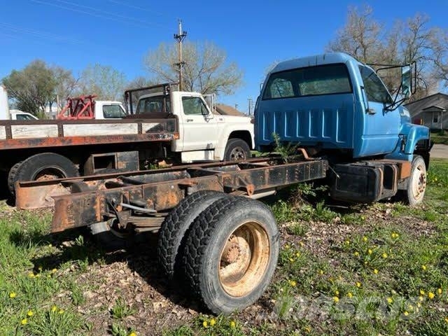 GMC C7500 其他貨車