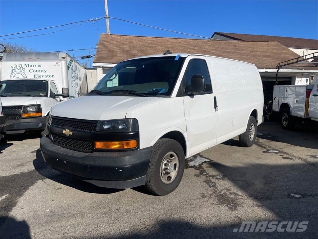 Chevrolet Express Dostavna vozila / kombiji