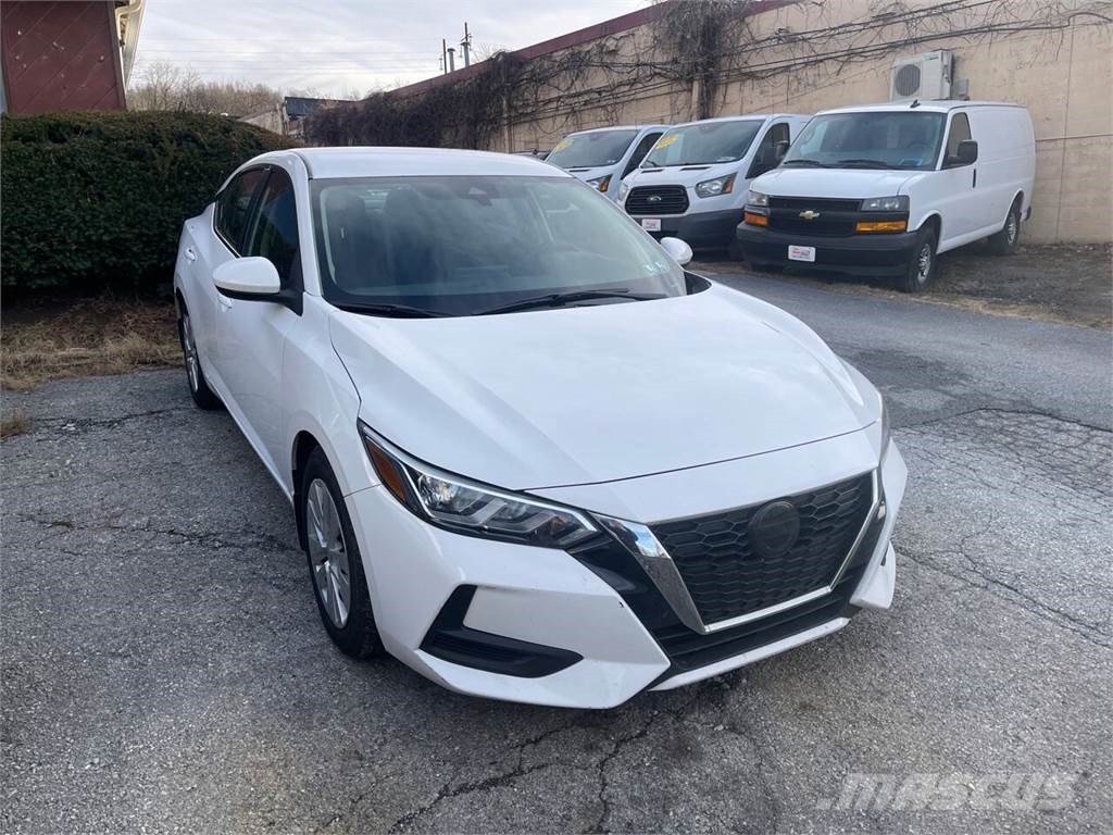 Nissan Sentra Voiture