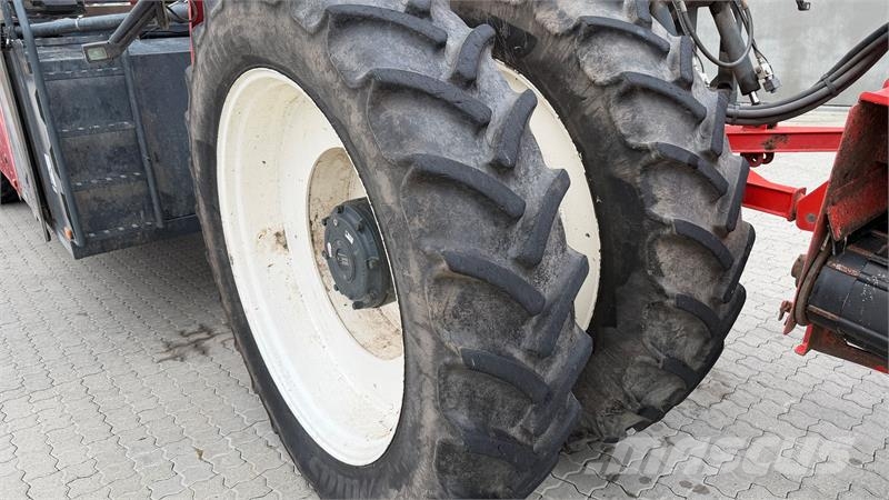 Dewulf RA3060 馬鈴薯收穫機和挖掘機