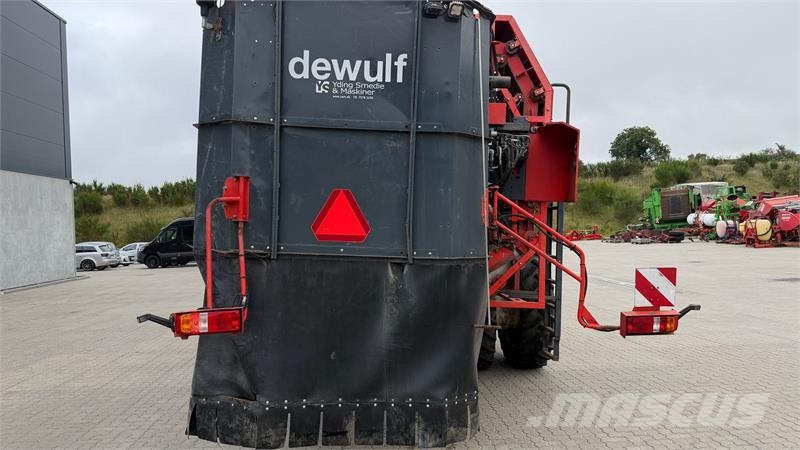 Dewulf RA3060 馬鈴薯收穫機和挖掘機