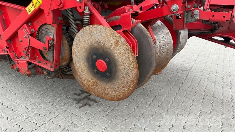 Grimme EVO 280 ClodSep Potato harvesters