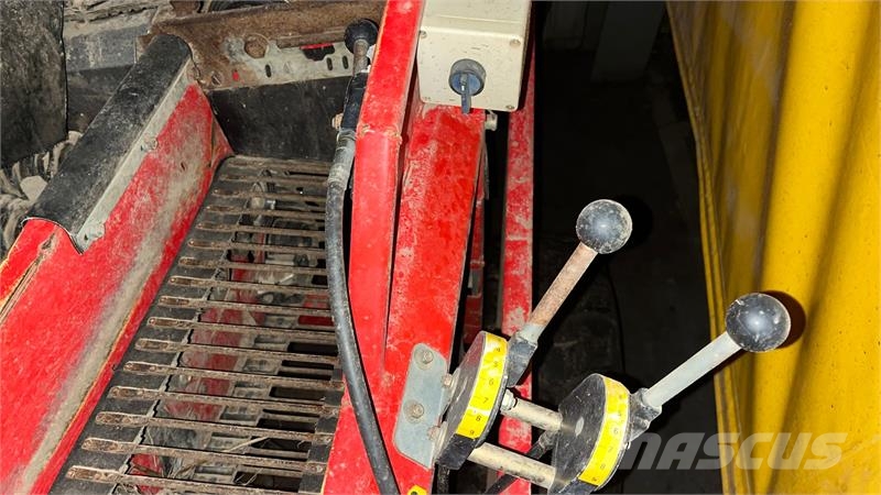 Grimme SE-75-30-UB 馬鈴薯收穫機和挖掘機