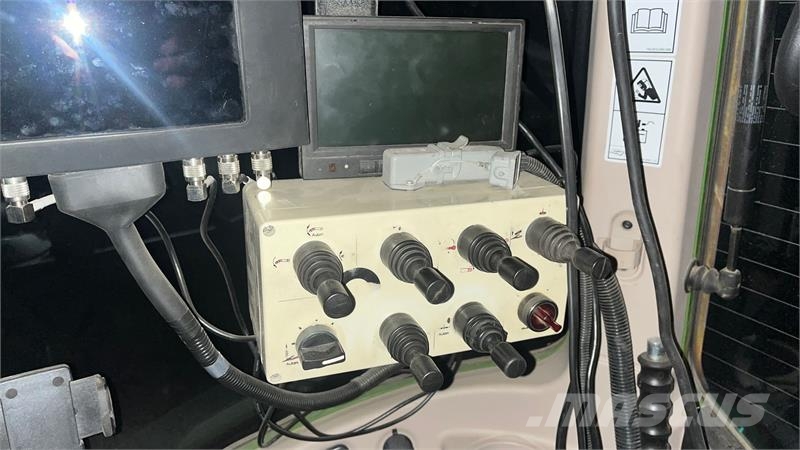 Grimme SE-75-30-UB 馬鈴薯收穫機和挖掘機