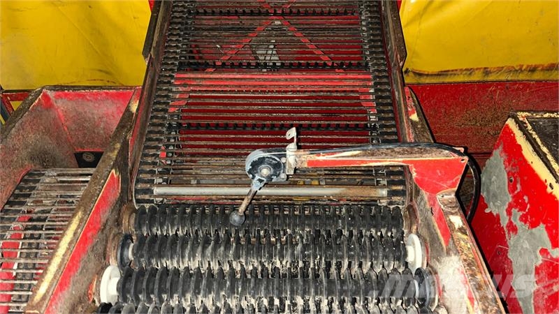 Grimme SE-75-30-UB 馬鈴薯收穫機和挖掘機