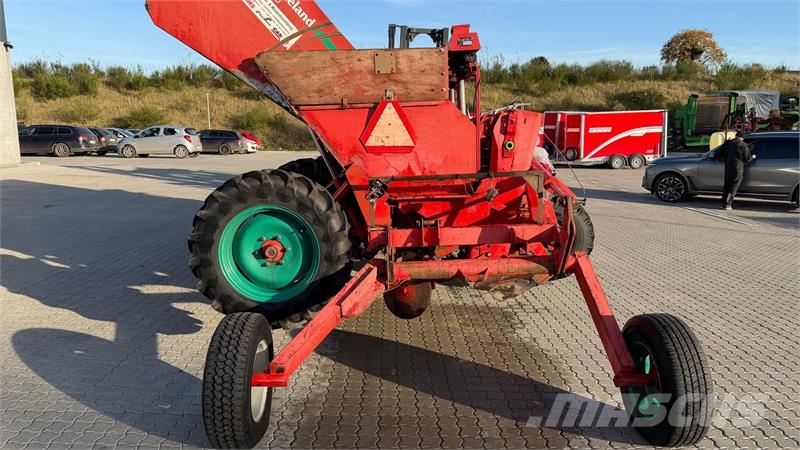 Kverneland UN-3300 Istutuskoneet