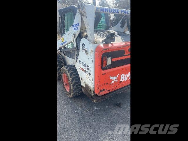 Bobcat S590 轮式装载机