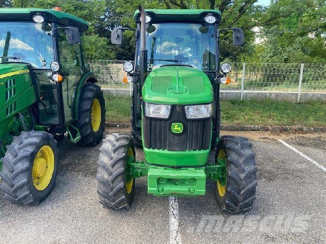 John Deere 5090 GF Tractoren
