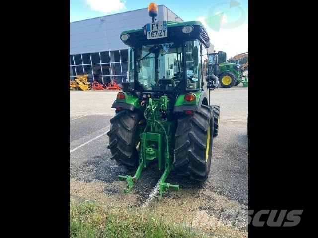 John Deere 5090 GF Tractoren