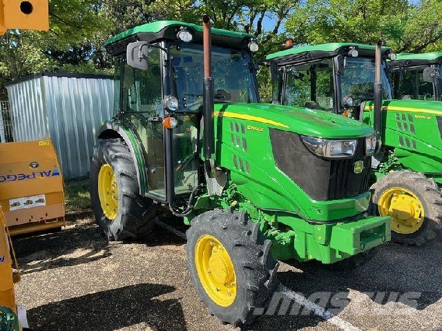 John Deere 5090 GF Tractoren