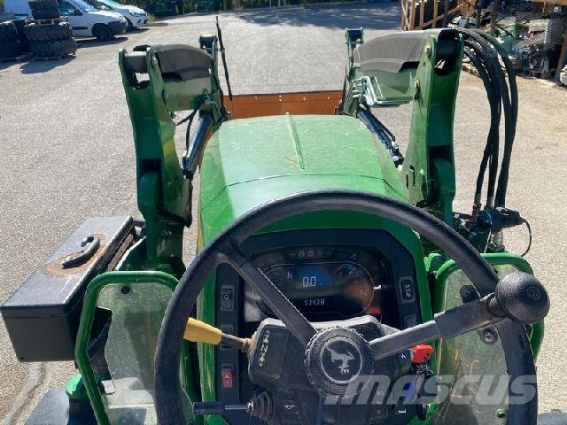 John Deere 5100M 曳引機