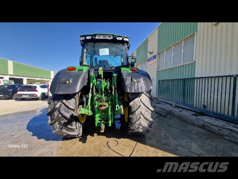 John Deere 6170 R الجرارات