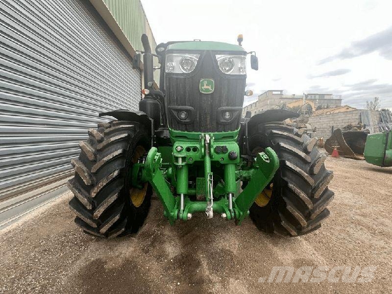 John Deere 6195R Traktori