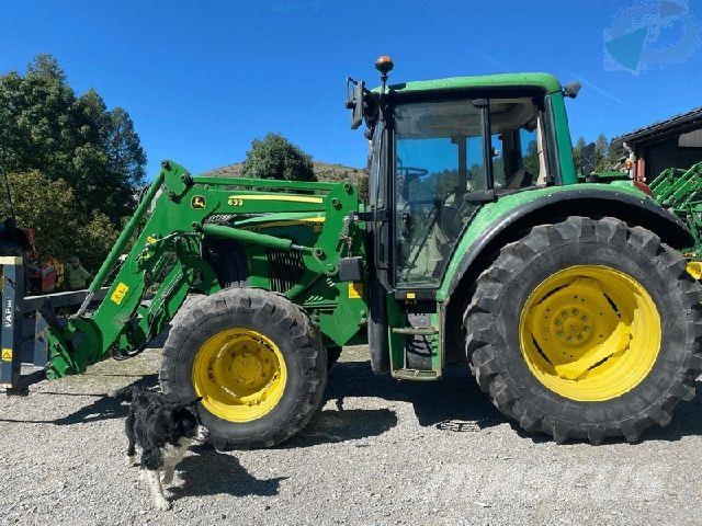 John Deere 6220 PREMIUM Traktorji