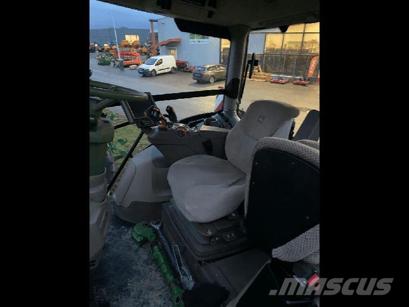 John Deere 6R 230 Traktoren