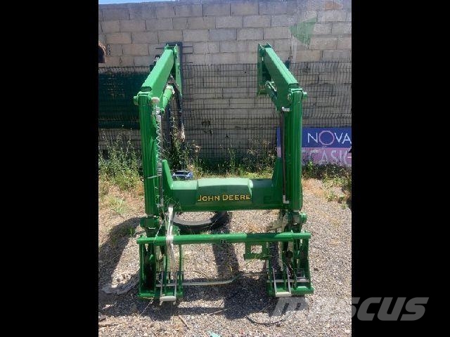 John Deere H240 Kiti krovimo ir kasimo mechanizmai ir jų priedai