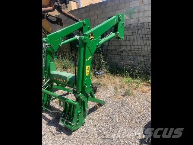John Deere H240 Kiti krovimo ir kasimo mechanizmai ir jų priedai