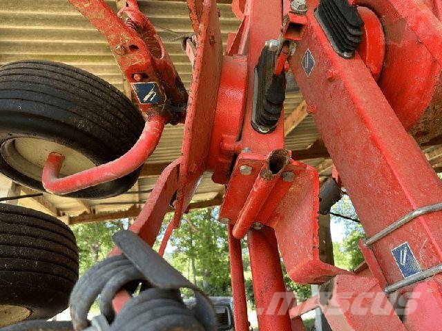 Kuhn GF 8702 Ancinho virador