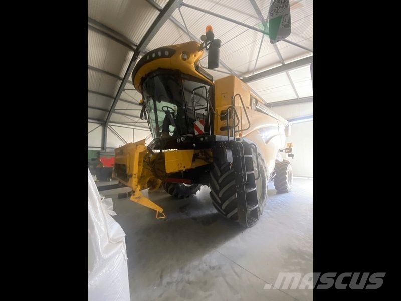 New Holland CX 7.90 ملحقات الحصادات