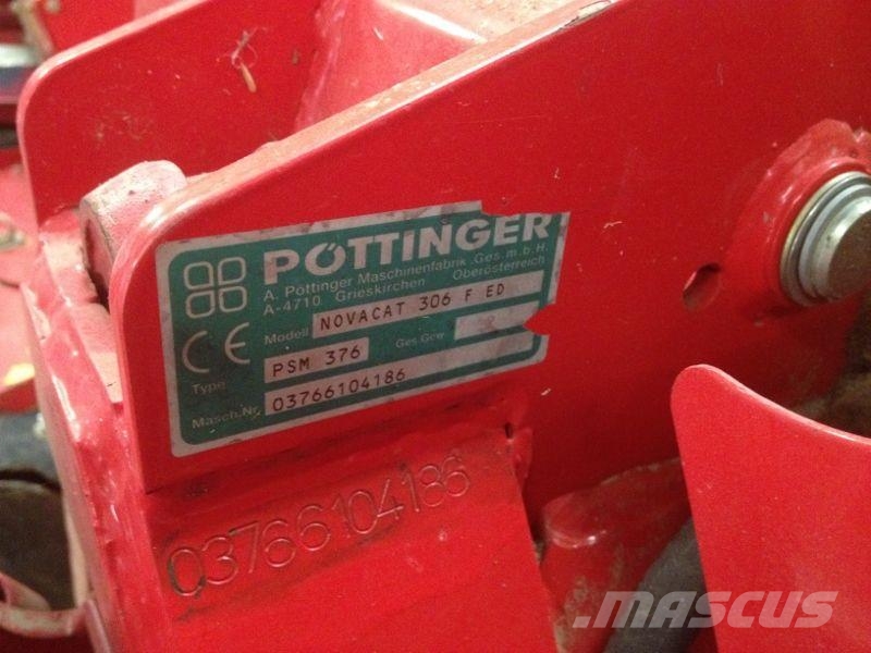 Pöttinger ALPHA MOTION 306 FFD Кондиционери за косачки