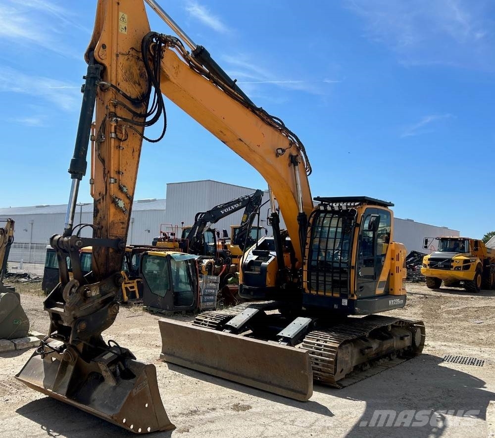 Hyundai HX235LCR Roomikekskavaatorid