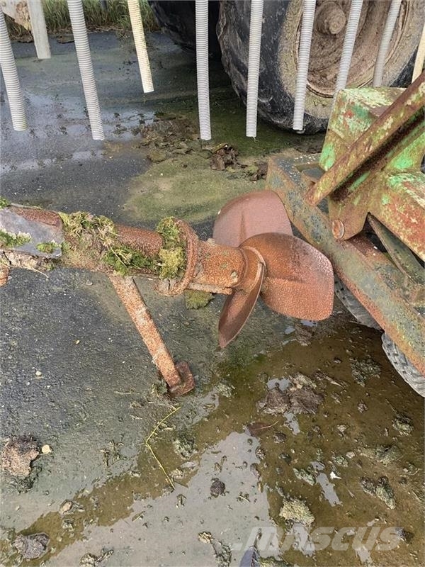 - - - Slurry tankers