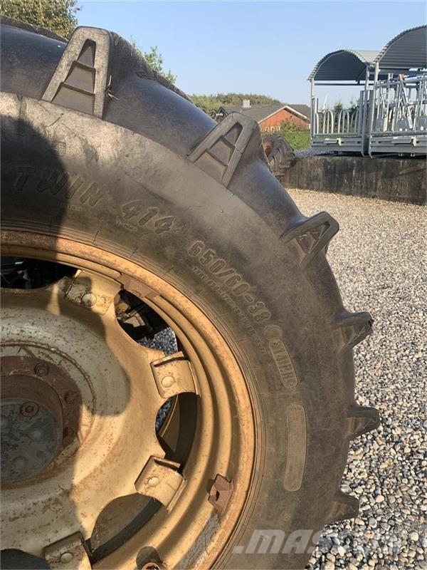 Fendt F380GT Traktoriai