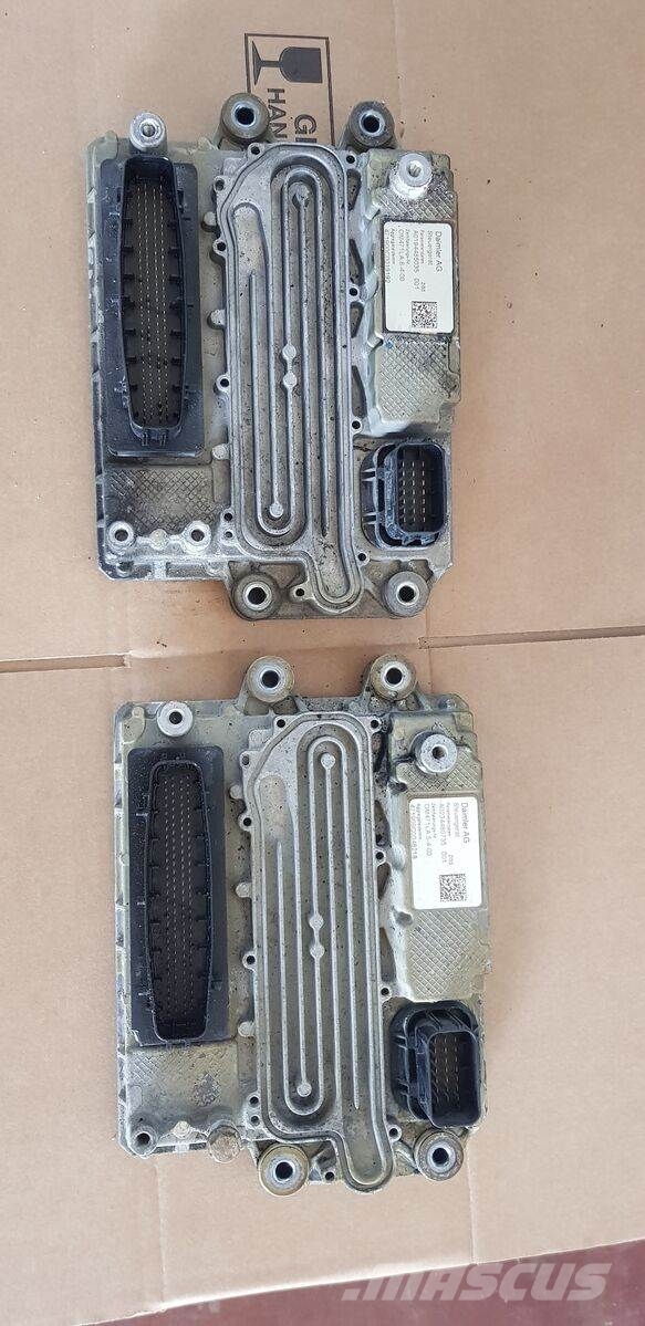 Continental ACTROS MB4 電子設備