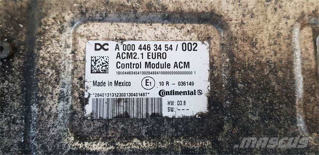 Continental ACTROS MB4 電子設備