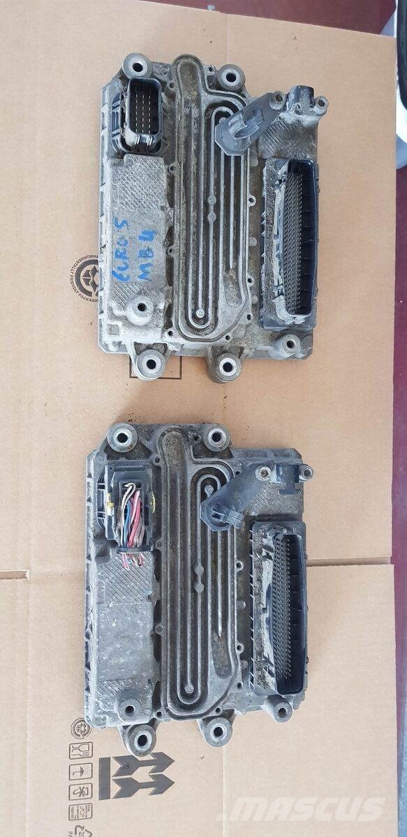 Continental ACTROS MB4 電子設備