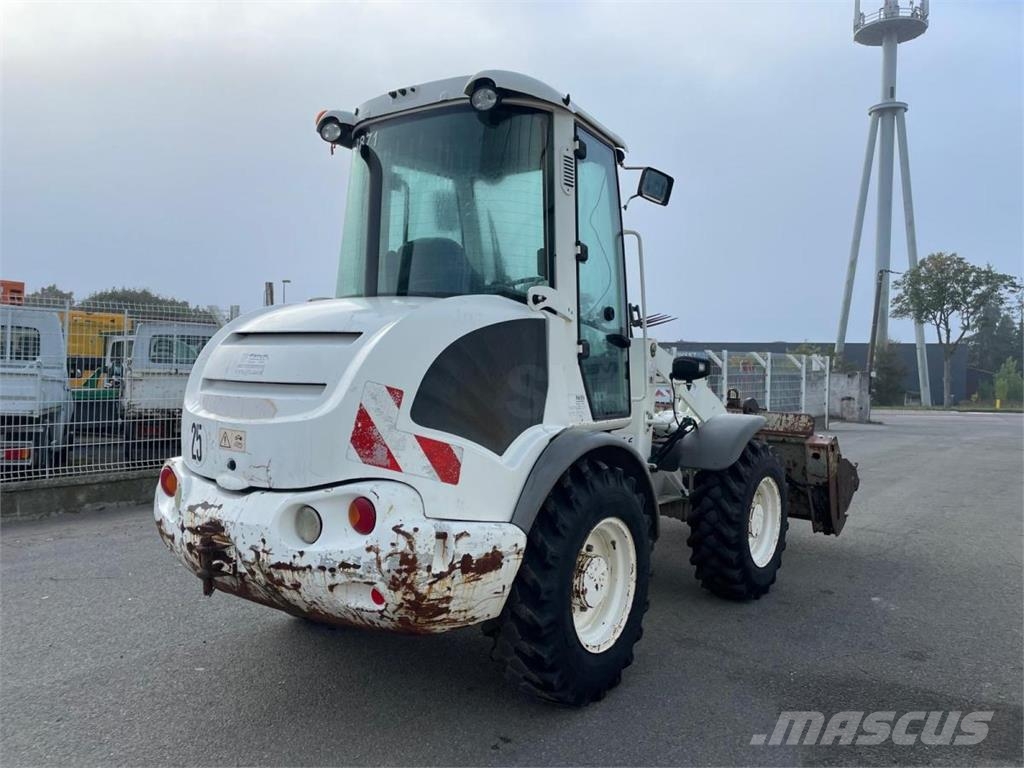Atlas 65 Miniladers