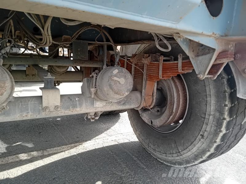 Benalu Non spécifié Semi Reboques Basculantes