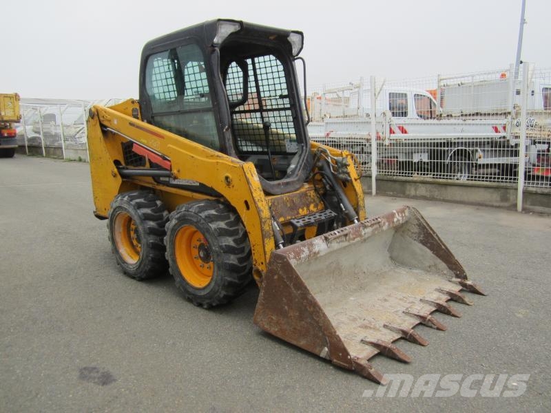 Bobcat S450 小型装载机