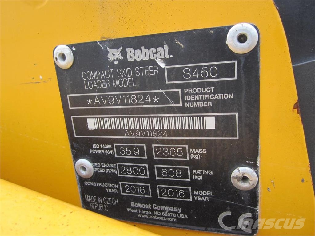 Bobcat S450 小型装载机