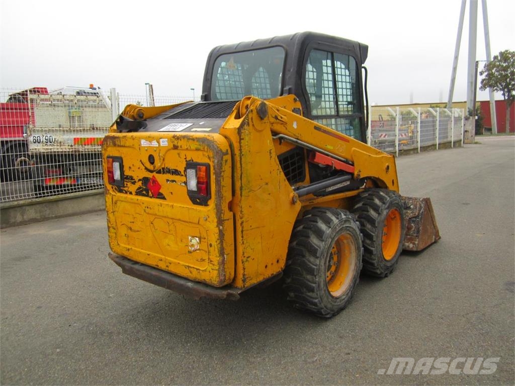 Bobcat S450 小型装载机